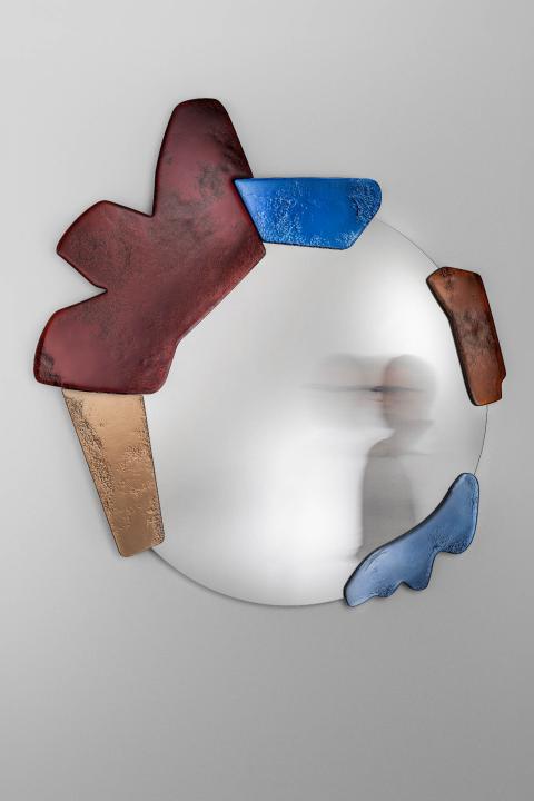 An image of the work drift mirrors by Designer Anna Resei